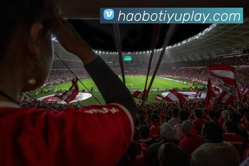 小迈克尔波特半场火力全开14投9中三分球精准轰下22分4篮板展现核心实力